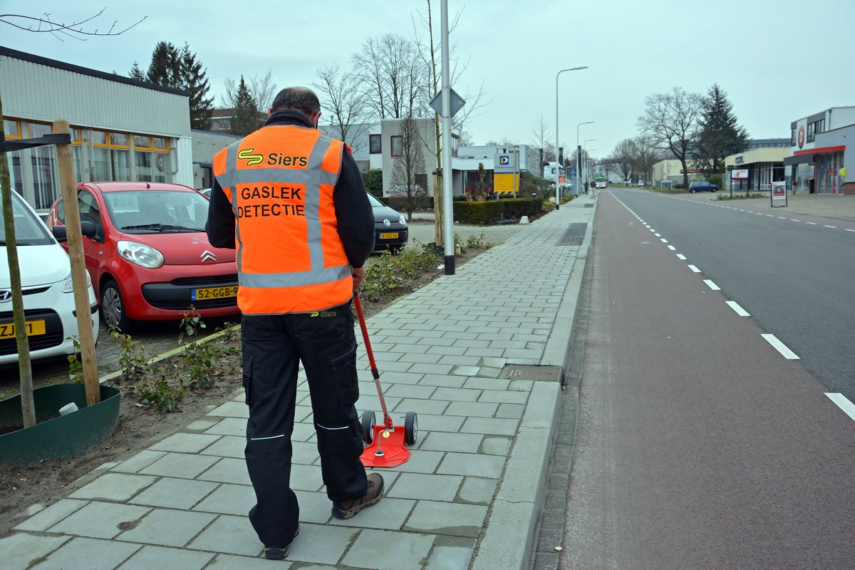 RendoGroep's tweet photo. RENDO Netwerken vindt veiligheid zeer belangrijk
Jaarlijks onderzoeken wij ca. 1000 km van onze gasleidingen op eventuele gaslekken. Dit jaar zal aannemer Siers uit Oldenzaal deze controles voor RENDO uitvoeren in de gemeenten @gemhardenberg en @gem_coevorden. https://t.co/aLAc7GRUUb