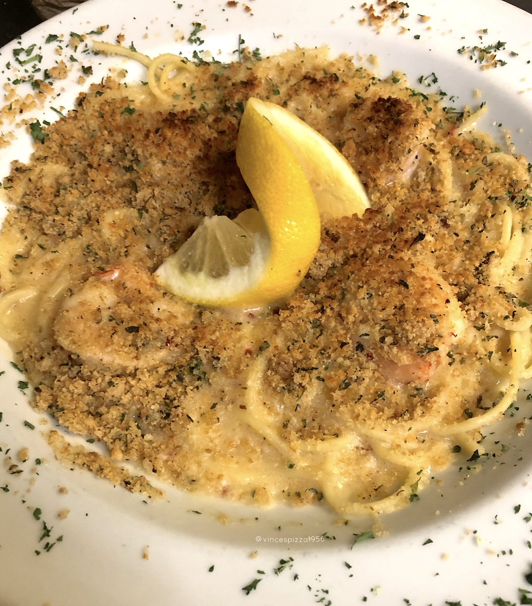 Happy National Shrimp Scampi Day! 🍤 #shrimp #shrimpscampi #food #foodie #yum #chicago #chitownfood