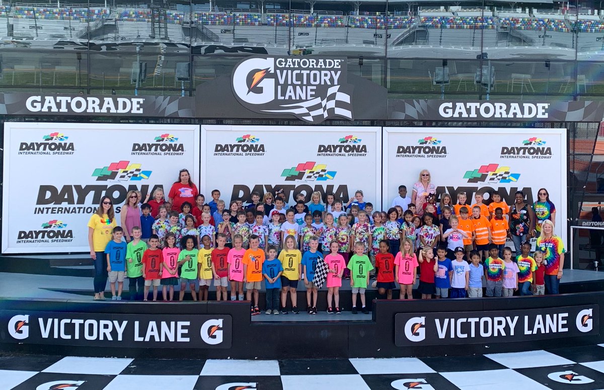 DAYTONA's tweet image. We’ve got some special visitors today at DAYTONA! Say hello to the Kindergarteners from Pathways Elementary School! 👋
