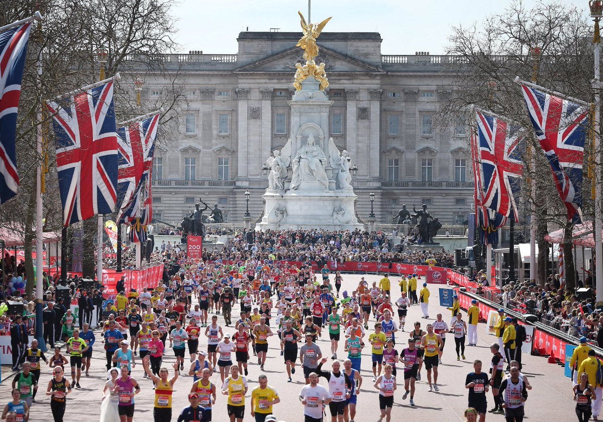LifeAndStyle01's tweet photo. If you ever lose faith in human nature, watch a marathon! Always humbled &amp; inspired, such amazing efforts, kindness &amp; community spirit...you so deserve your medals!!! 🏃‍♀️🏃‍♂️ 💪🏆🏅🙏❤️🥂 #lifeandstyle #marathon #londonmarathon #charity #inspiration #positivevibes #bethechange https://t.co/NSEO1BZYHn