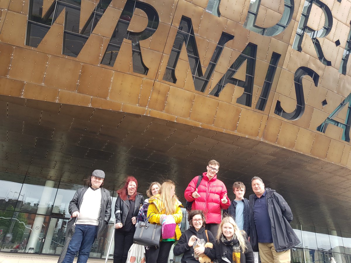 SpectacleTheat1's tweet photo. It's a wrap! @RawFfest @theCentre #creatingprogress #creucynnydd #youngpeople #youththeatre #rhondda #arts #theatre https://t.co/ompy1NfJUR