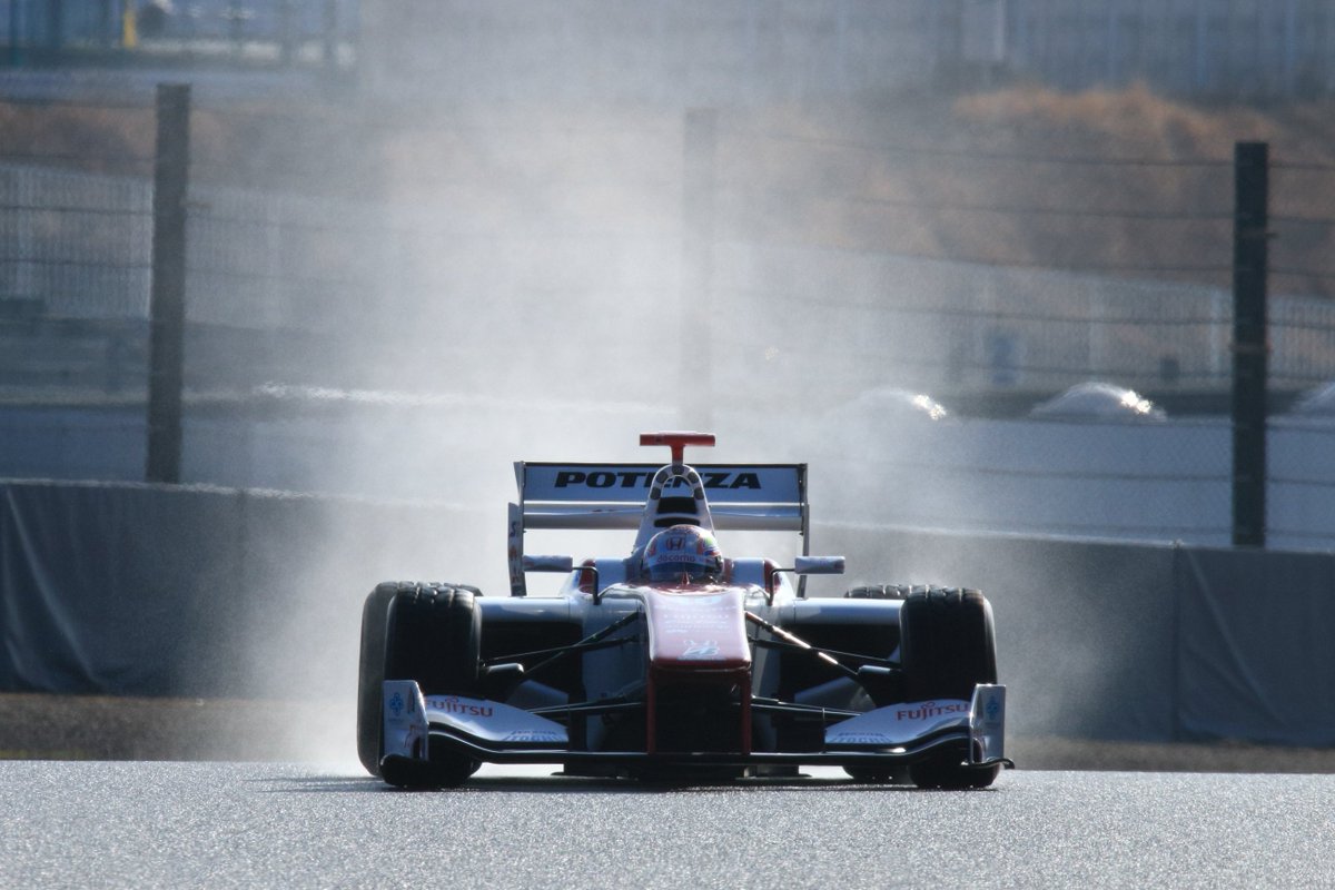 ばるさ tweet media