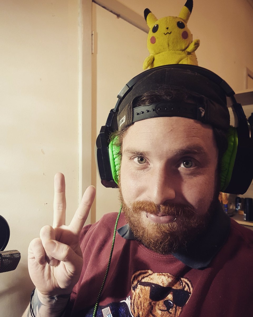 kicker_flip's tweet photo. Awesome night streaming on @WatchMixer playing Conan Exiles for the first time. Huge hosts from the lads @MrPsyanide &amp; @DampWasabi! Check these lads out, theyre awesome! ♡♡ https://t.co/8grAmCroqf