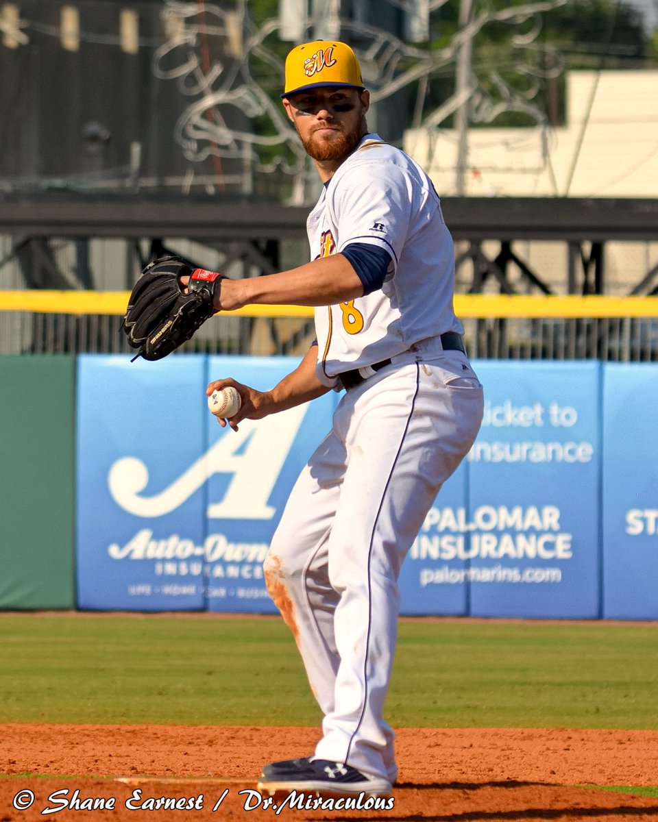 DrMiraculous's tweet image. .@Brettsully #TwoWayPlayer #SundayDealin