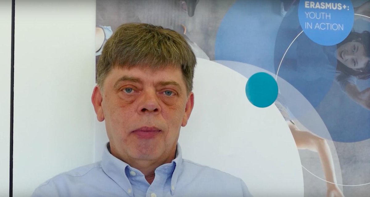 Did you check out the welcome message for #EAYW from our host? 📺 👀 You can find it ➡️ on our webpage (eayw.net/welcome/) or ➡️ on our YouTube channel! ☺️