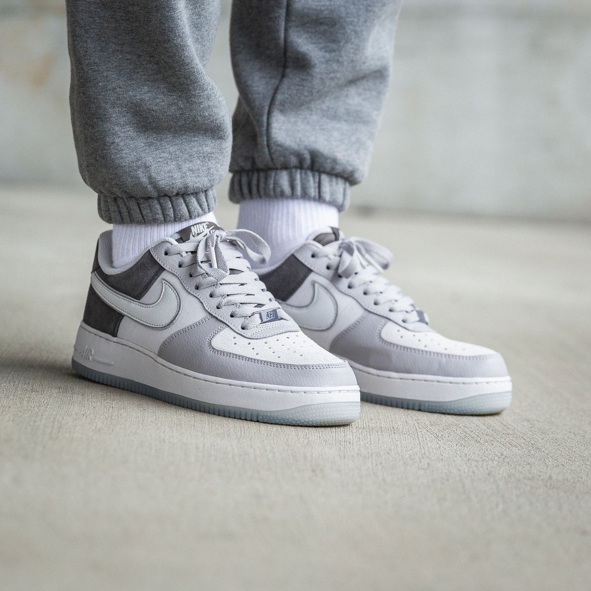 air force 1 atmosphere grey