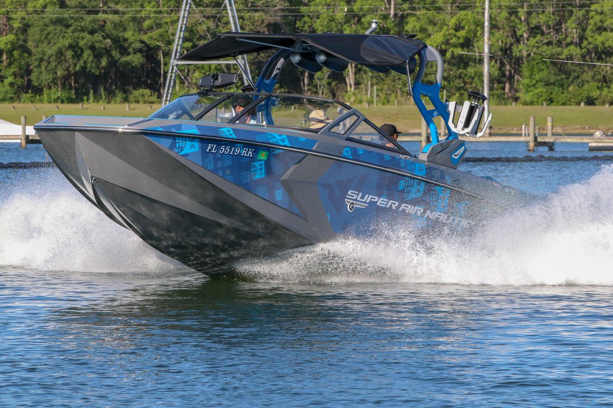 NautiqueBoats tweet picture