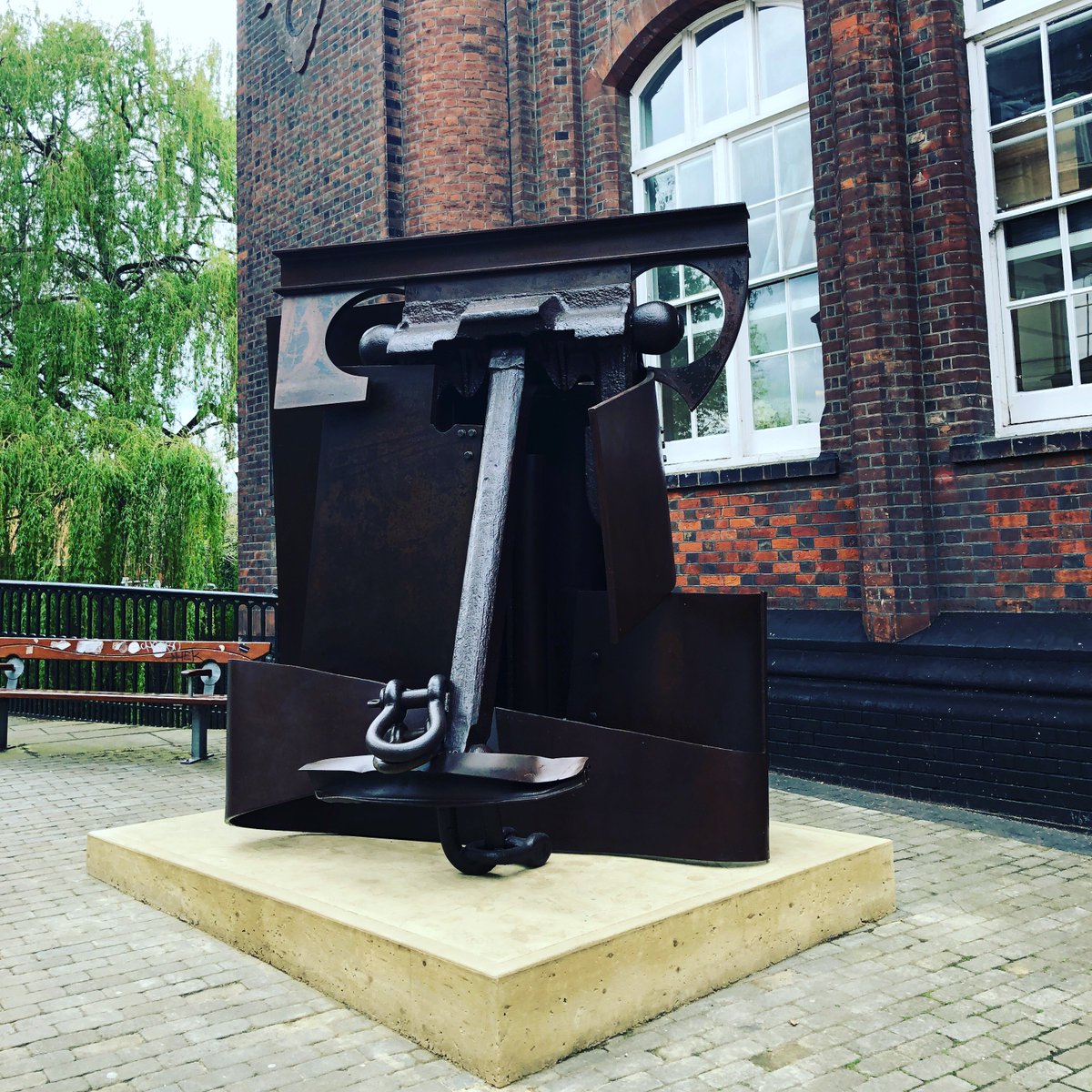 RT <a href="/NorwichUniArts/">Norwich University of the Arts</a>: We are delighted to welcome Sir Anthony Caro’s 'Erl King' sculpture to Norwich.This  loan forms part of our upcoming @eastgallerynua ‘Iron in the Soul’ exhibition, in partnership with Barford Sculptures and the Henry Moore Foundation.