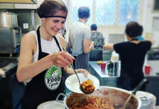 foodcycle's tweet photo. "There is a very good feeling when you stand back for a moment, take a look at 40-50 people enjoying a delicious meal, chatting and generally feeling that they matter" - here more from Jackie of @foodcyclepckhm in @southeast_15 https://t.co/QpP6X0aoux #WeAreFoodCycle https://t.co/46MESHWYdF