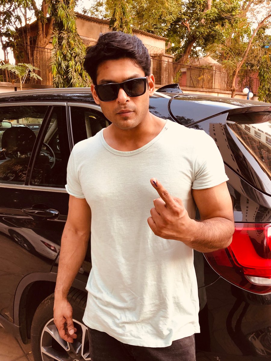 sidharth_shukla's tweet photo. Did my bit ... did ya ..??? https://t.co/Xpa60LxO4v