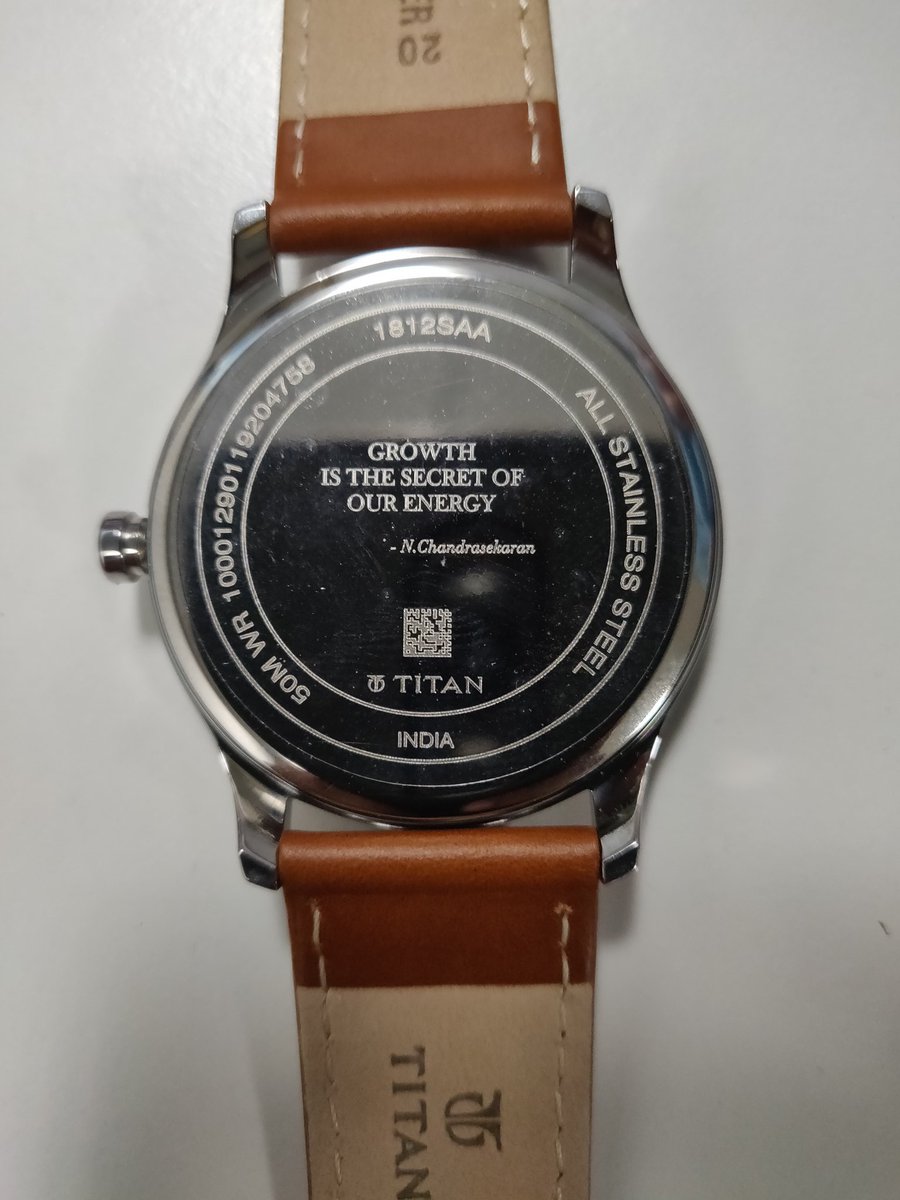 vasanthsri's tweet photo. Here is the first look.. I have received #TCS50 Souvenir today. Thank you #TATA #TCS #TITAN @People_TCS @TataCompanies @TCS @RNTata2000
Let's count every second together for TATA Success. #ExperienceEnergy https://t.co/C1yf1jDHgZ