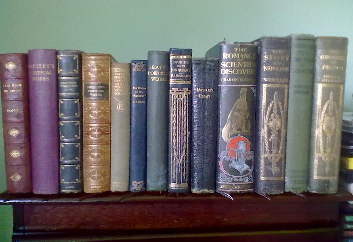 Collecting poetry classics, including Shelley, Shakespeare, Keats, and Holmes. #NationalPoetryMonth ow.ly/5OVS50rDwuX