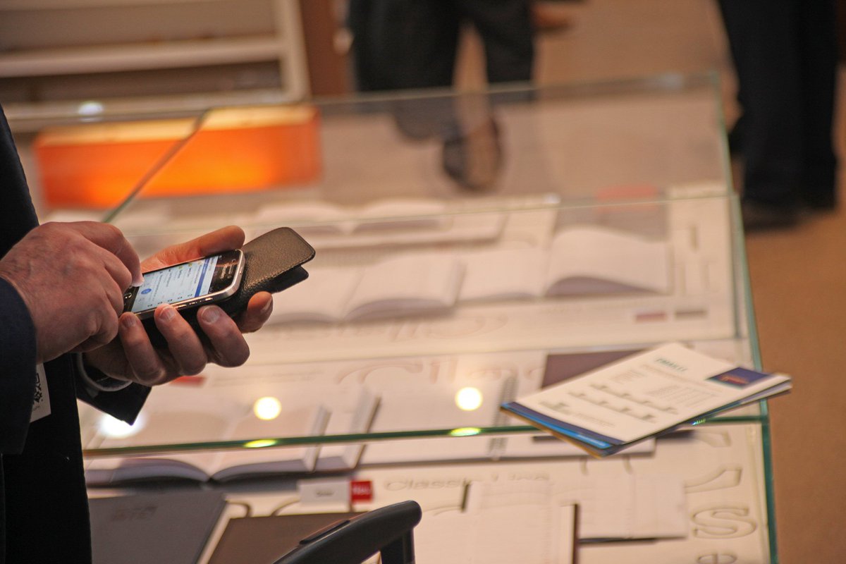 #Relevanz der #Print Formate - Offline- und Online-Medien im Wechselspiel: ow.ly/VliR50t48yR