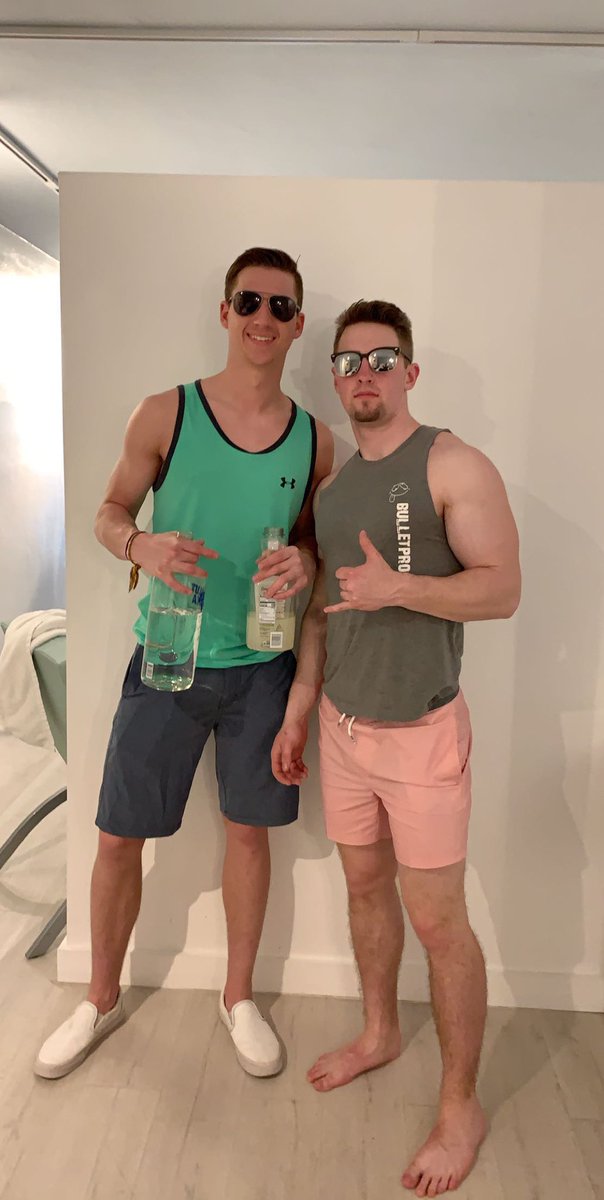 NicGrable's tweet photo. Happy birthday to the dog himself. Thanks for being my partner in crime this year especially in Ft Laudy 🤙🏼 love you bro, big 21 😈 https://t.co/KVfyWXS5yu
