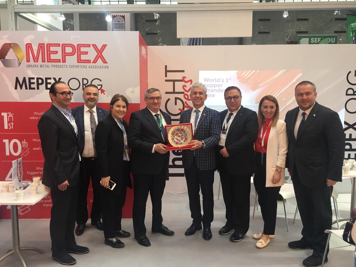 mepexofficial's tweet photo. 29 Nisan - 1 Mayıs 2019 tarihleri arasında 400den fazla firmanın yer aldığı Project Katar fuarına katılım yoğun olarak devam ediyor!
Fuarın ilk gününde standımızı T.C. Doha Büyükelçisi Fikret ÖZER ziyaret etti. #Mepex #ProjectQatar @ProjectQatarPQ https://t.co/fOJpKcmqY0