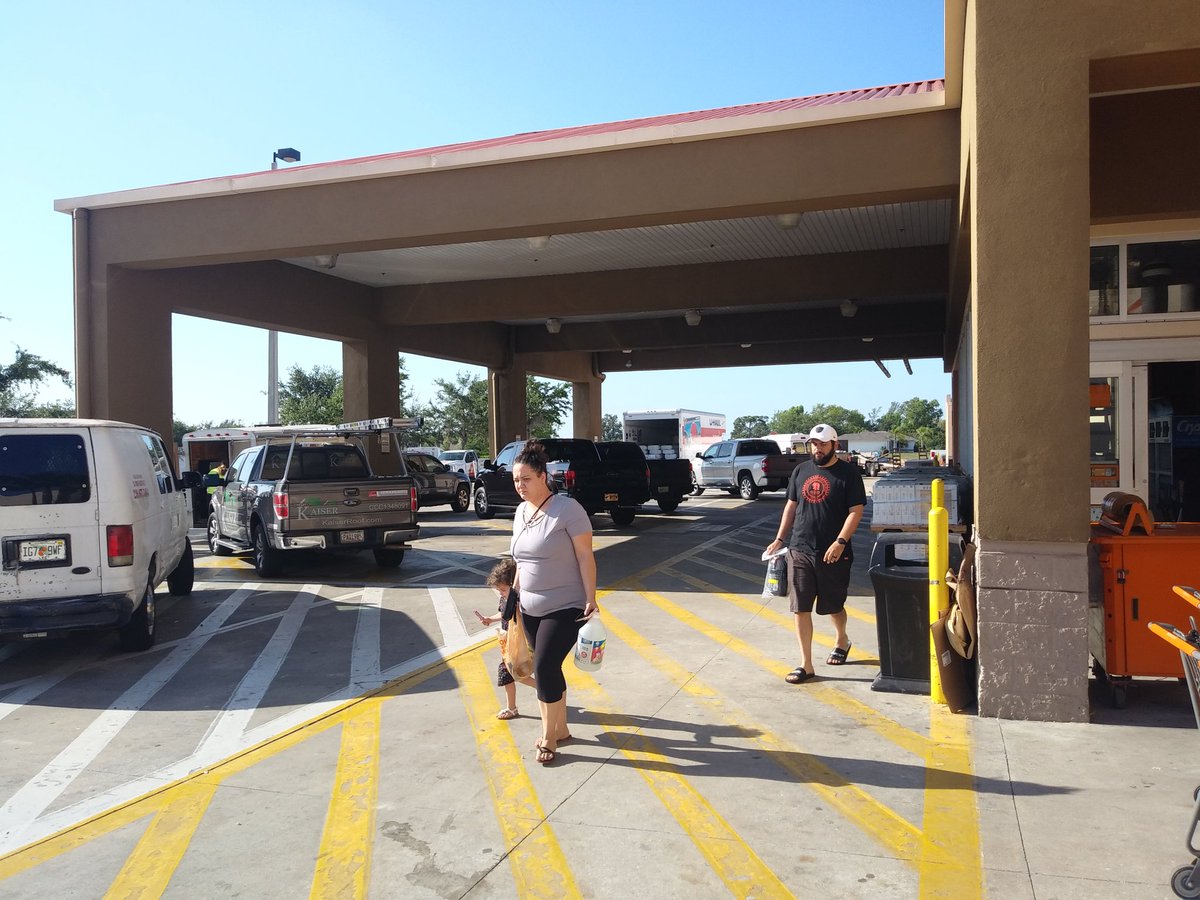 VictorSCarrick1's tweet photo. 6975 Starting the week out STRONG! Getting it done again! @SantiBernardez. @Mark_A_Wilke. @JeffBeesing @DeidreWatkins20 @CharlottaMitch @steve_nell @trevorglarsen22 https://t.co/ao0NwsNLbI