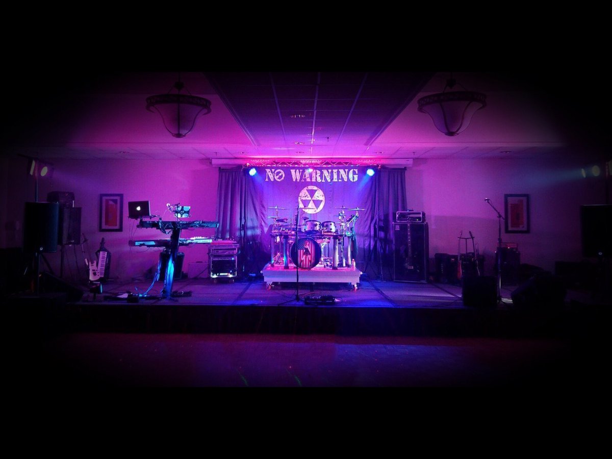NoWarningBand tweet picture