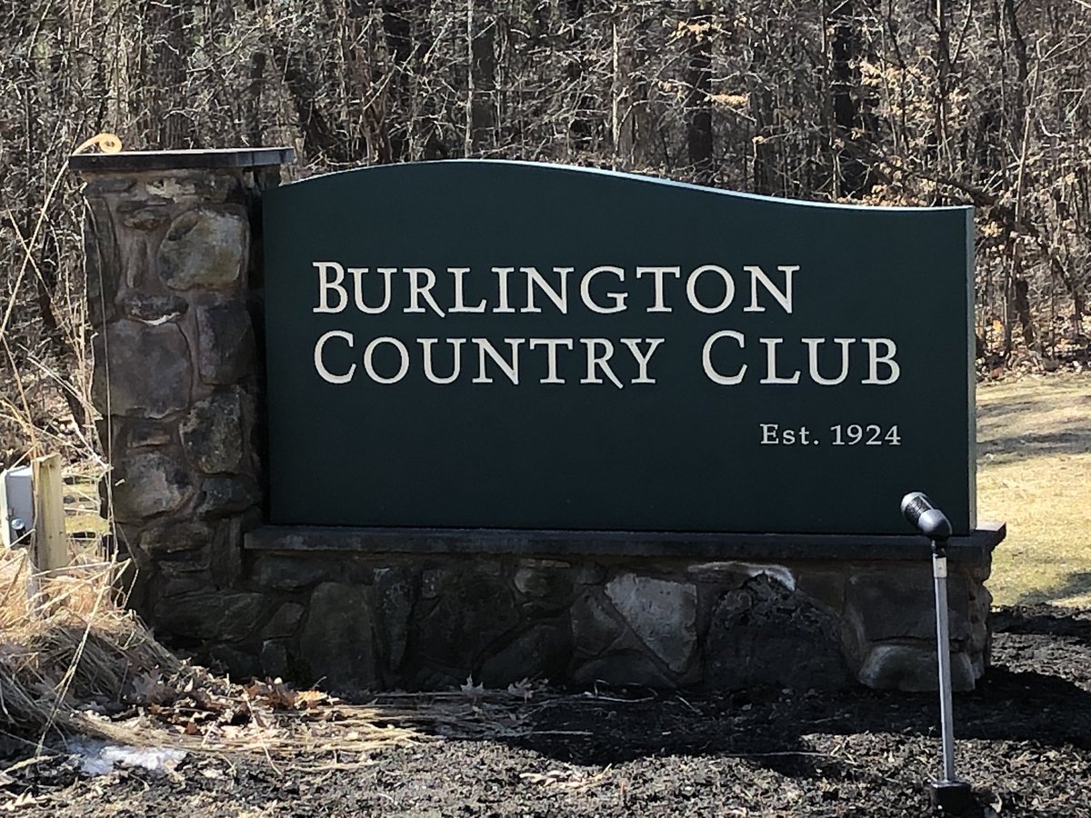 Robert McNeil, ASGCA has been selected to work with Burlington Country Club in Burlington, VT to recapture the classic styling of Donald Ross. The course routing from the 1924 Ross plan remains in tact. The work will focus on bunker styling and strategy
northeastgolfcompany.com