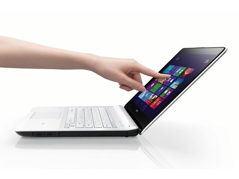 【プレゼント】VAIO Fit
【応募方法】フォロー&amp;リツイート
【抽選日】30日後
【連絡方法】当選者にはDMでご連絡差し上げます。
※リプライで当選確率２倍！！