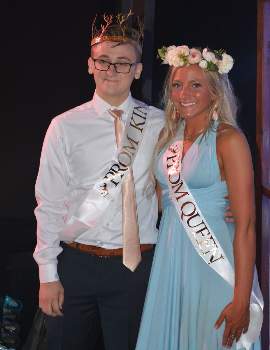 HHSGenerals's tweet photo. HHS students selected Sophie Roberts as our 2019 Prom Queen and John Hooper as our Prom King! https://t.co/TTmitajDAH