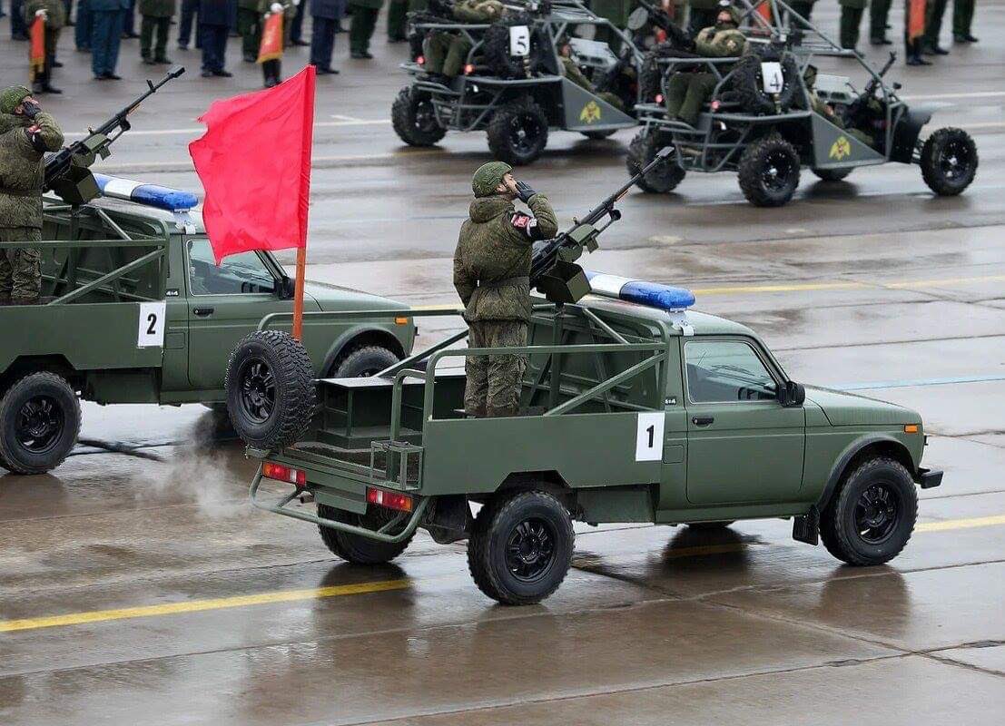 Нива пикап с пулеметом корд