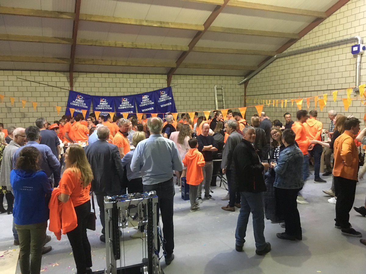 It was a long trip back to the Netherlands.
We got a warm welcome from parents, friends, and our whole team.
We want to thank all the teams who went to Detroit for the fantastic &amp; wonderful time.
We hope to see you all next year👌🏼🦁🇳🇱