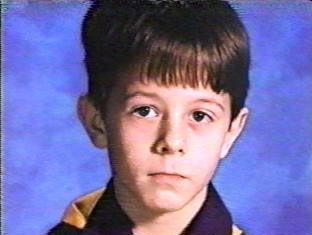 TrueCrimeTime2's tweet image. Christopher Byers, Stevie Branch and Michael Moore were gruesomely murdered on May, 5 1993. 

Nearly 26 years later, their murderer(s) have still not been captured.