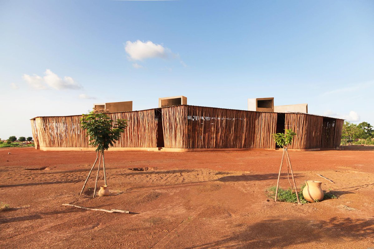 designindaba's tweet photo. From the #DIarchives: "African architecture should stop copying the West." @fuergando https://t.co/JjNXREstvT https://t.co/Y8xhUanLIH
