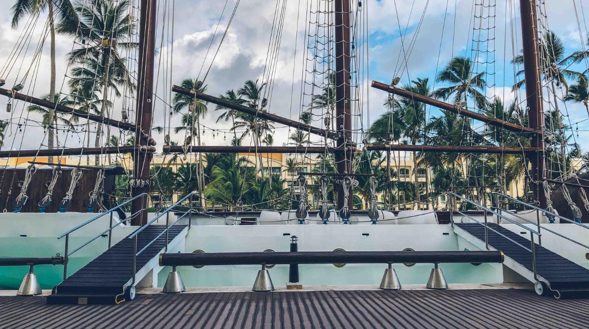 With every turn of the corner, there's a new setting to discover. Explore them all from #IberostarGrandBávaro.
➡ bit.ly/2oDA2aV