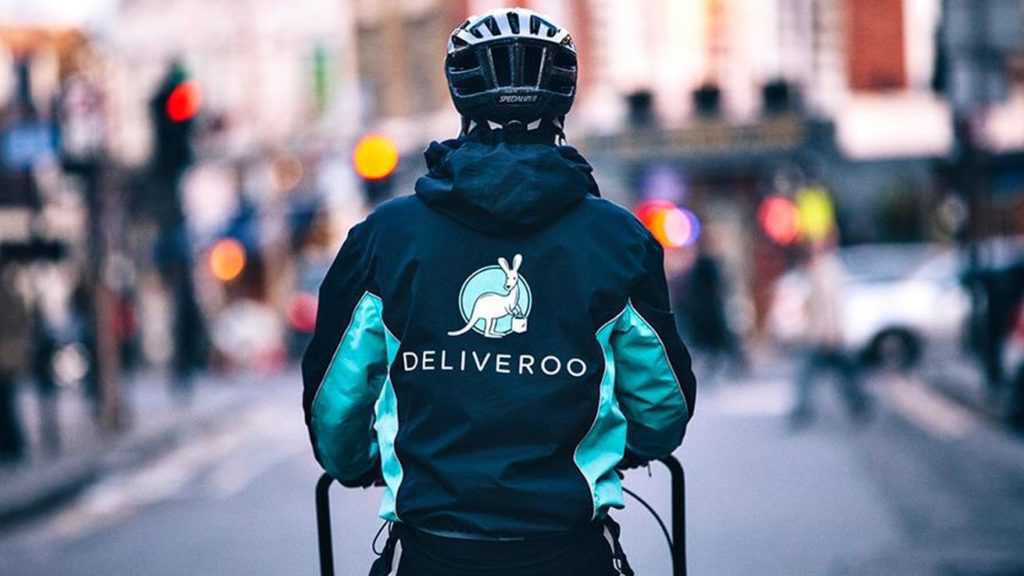 Pocket434's tweet photo. 🗣Great news ladies and gents!🌞You can now enjoy our delicious stone baked pizzas both in our pub AND in the comfort of your home when ordering via deliveroo! #pizzadelivery #sheapherdsbush #lunch #dinner https://t.co/cwfhFvt3h6