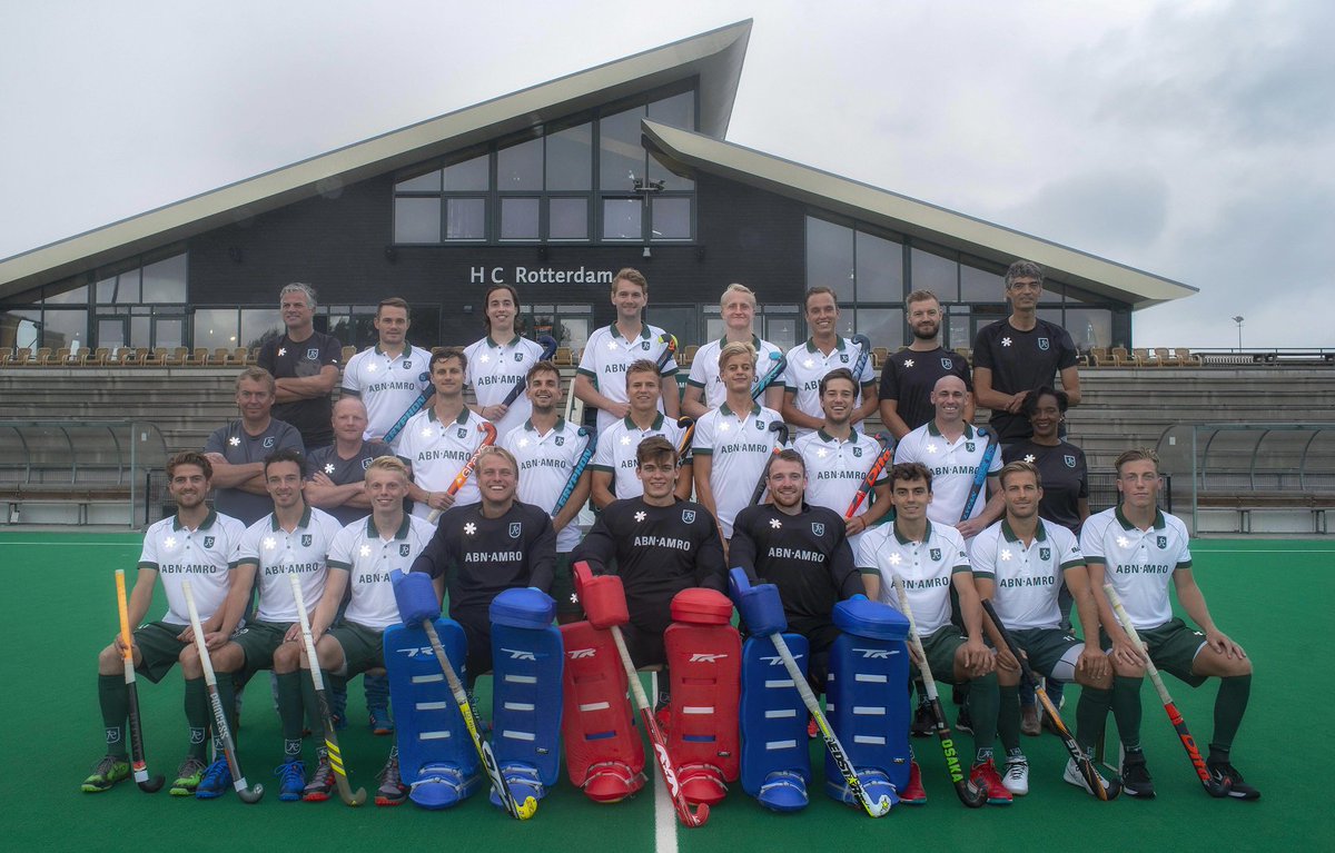 Vier vrijdagavond het einde van de vakantie en het begin van een (bijna) hockeyloos weekeinde: <a href="/HCRotterdamH1/">HC Rotterdam Heren-1</a> speelt om 20.30 uur in ons eigen stadion de topper tegen @hcbloemendaal. Zorg dat je er bij bent! hcrotterdam.com/site/default.a…