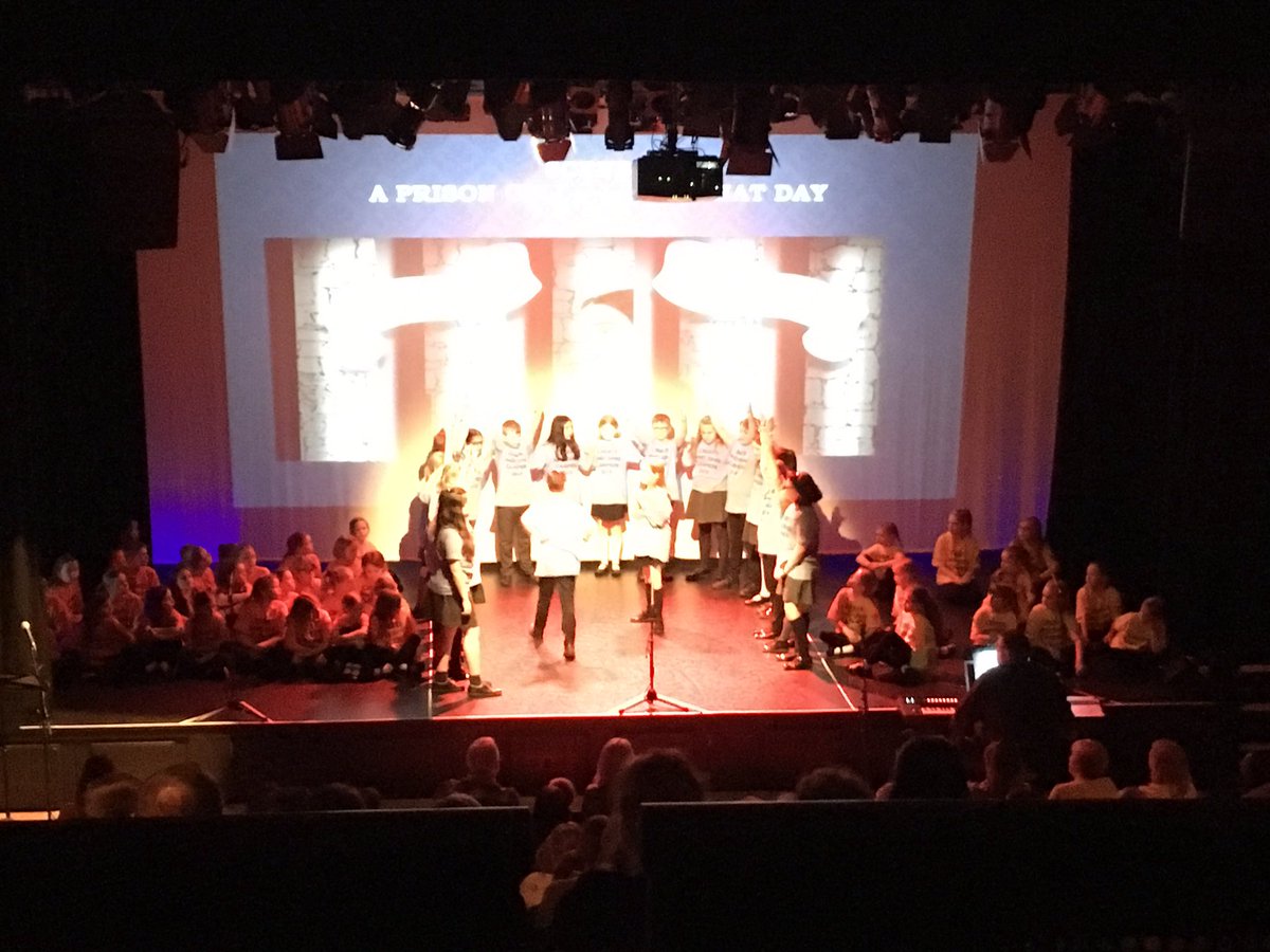 burymusic's tweet photo. Brilliant first two concerts today @themet The children have been superb in their performances of @RoyalOperaHouse #CreateandSingCarmen. Well done everybody, can’t wait for Tuesday and Wednesday!  @GMMusicHub https://t.co/EGx5QO6NdO