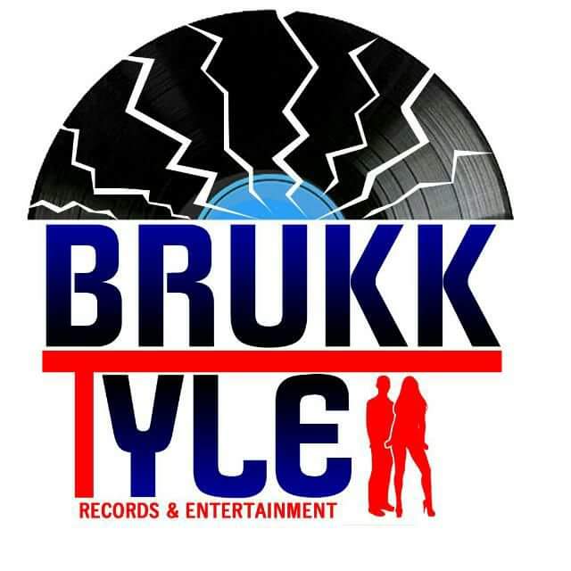 EntTyle's tweet image. 