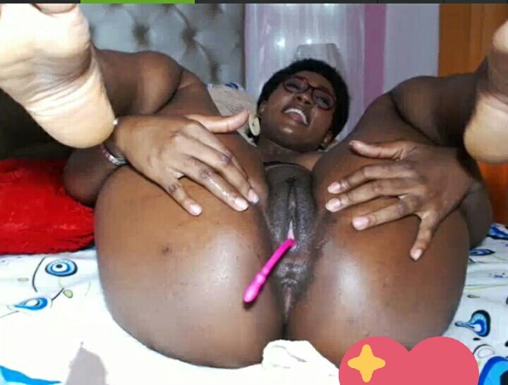 Dafite2's tweet photo. ♥Big black booty🍑 https://t.co/fZ67p1g7ba