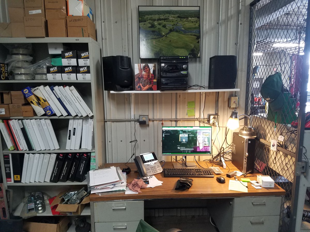 TurfWrench's tweet photo. I'm so wild, I had to setup my office in a cage. #animal #2monthsin #newcoursenewstandards #workinprogress https://t.co/wlwhQ1f1r7