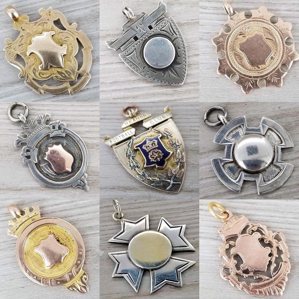 LISTED! Gold and silver medals available in the shop. Priced from $45 to $459! Check them out at manorjewels.com! #manorjewels #medals #medallions #gold #silver #hot #ontrend #popular #neckmess #yellowgold #rosegold #antique #vintage #oldjewelry #loveit #vintagestyle