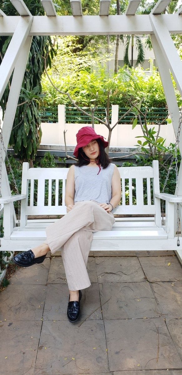 porchornorr's tweet photo. หมวกปีกกว้าง มีโบว์ น่ารักมากกก มีสายรัดคาง(ถอดออกได้)
สีแดง
ราคา : 160฿
ส่ง ems+50฿ (ใบต่อไป+10฿)
สนใจdm/id : parnprnk
#brimmerhat #hat #brimmer #vintage #bunket #bunkethat #vintagestyle #หมวก #หมวกเดินป่า #หมวกวินเทจ #หมวกแฟชั่น #หมวกบริมเมอร์ #แฟชั่นหน้าร้อน https://t.co/9cClYPTpVY