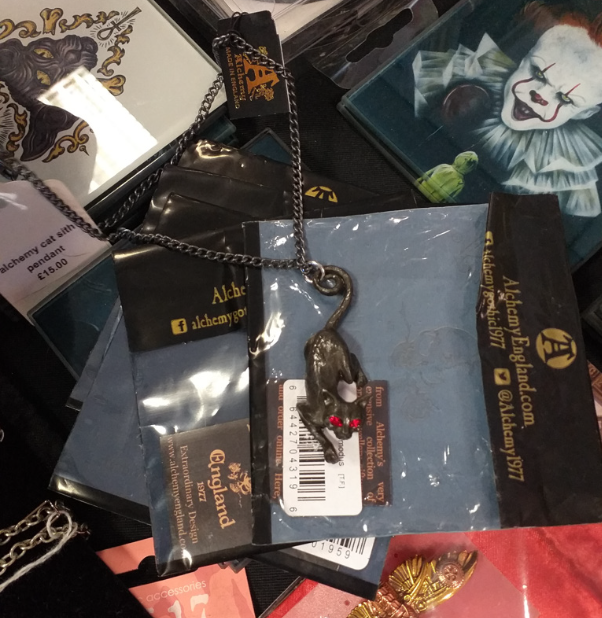 MooseDisco's tweet photo. Met some lovely traders at Whitby's #TomorrowsGhosts weekend and bought myself a pretty cat pendant from Social Pariah https://t.co/nfI1XSXyiz #goth #alternativegear #goth #whitby #whitbygothic #whitbygothicweekend #TomorrowsGhosts https://t.co/LvvF03Pp7L