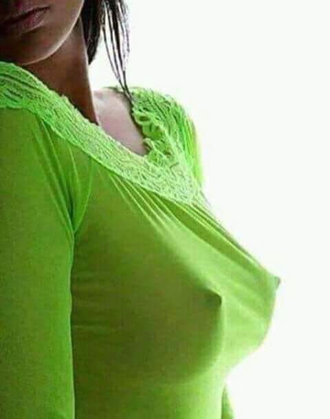 Cesck_Ozil's tweet photo. Men losses 50% of their thinking ability when they see nipples ..
#Studyshows.
๐๐ค๐๐ฅ https://t.co/Azj9yGmcws