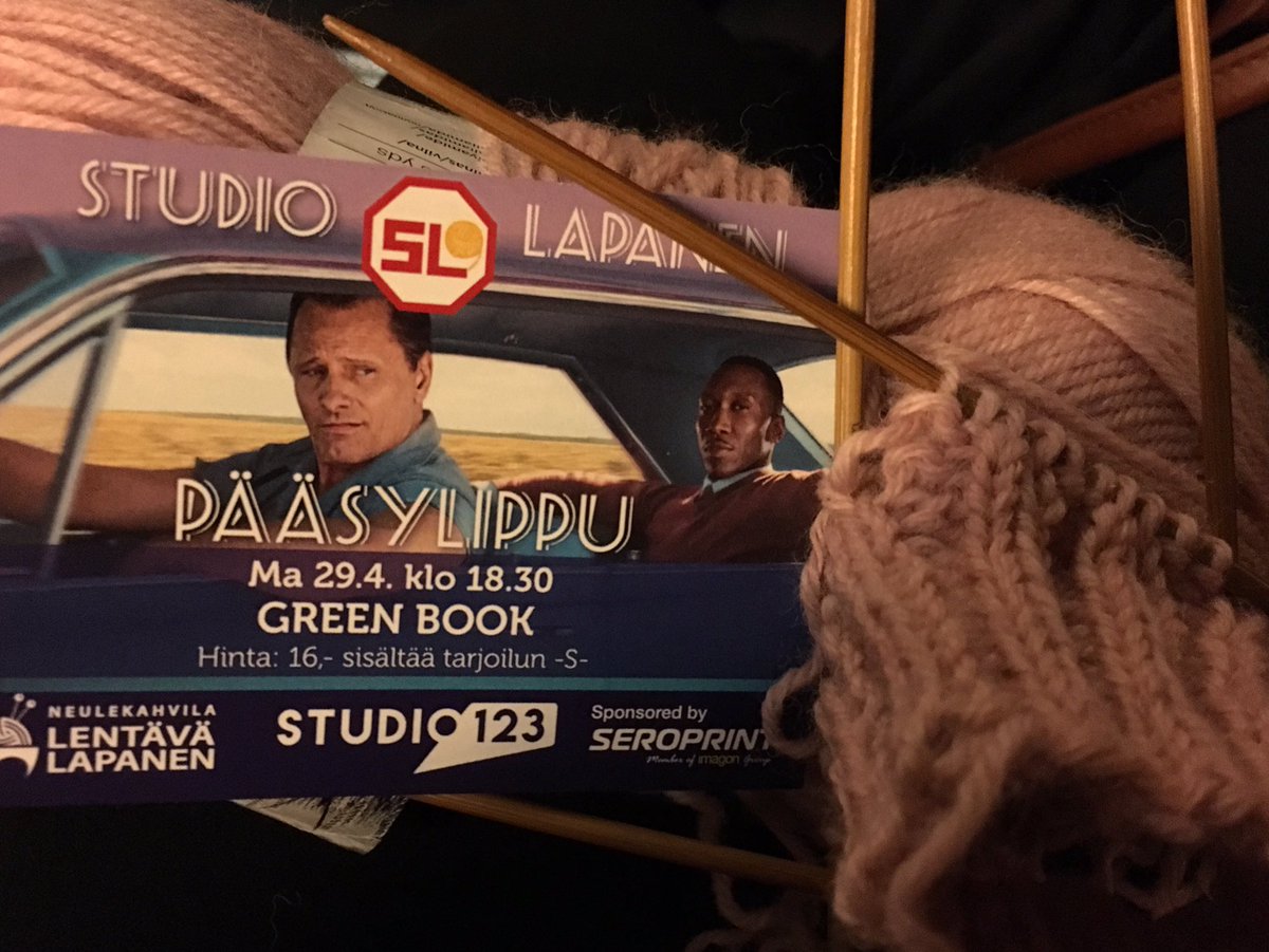 laakso_satu's tweet photo. Kun tiedät mitä asiakkaasi haluaa ja olet vamis sen toteuttamaan #lentävälapanen #studio123 #järvenpää #neuleleffa #greenbook https://t.co/S8IewQkenr