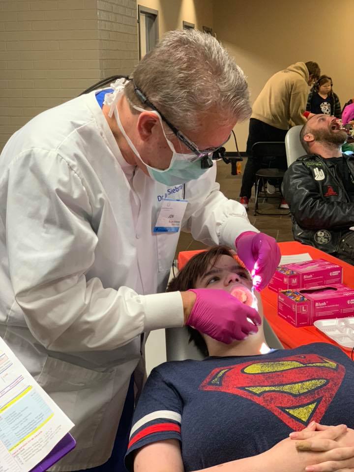 The results are in! During KMOM Pittsburg, 743 patients received $1,129,211 in donated dental care over two days, including 1342 fillings and 2446 extractions. Special thanks to our 600+ volunteers and donors, local Chairperson, Dr. Gina Pinamonti, and Pittsburg State University!