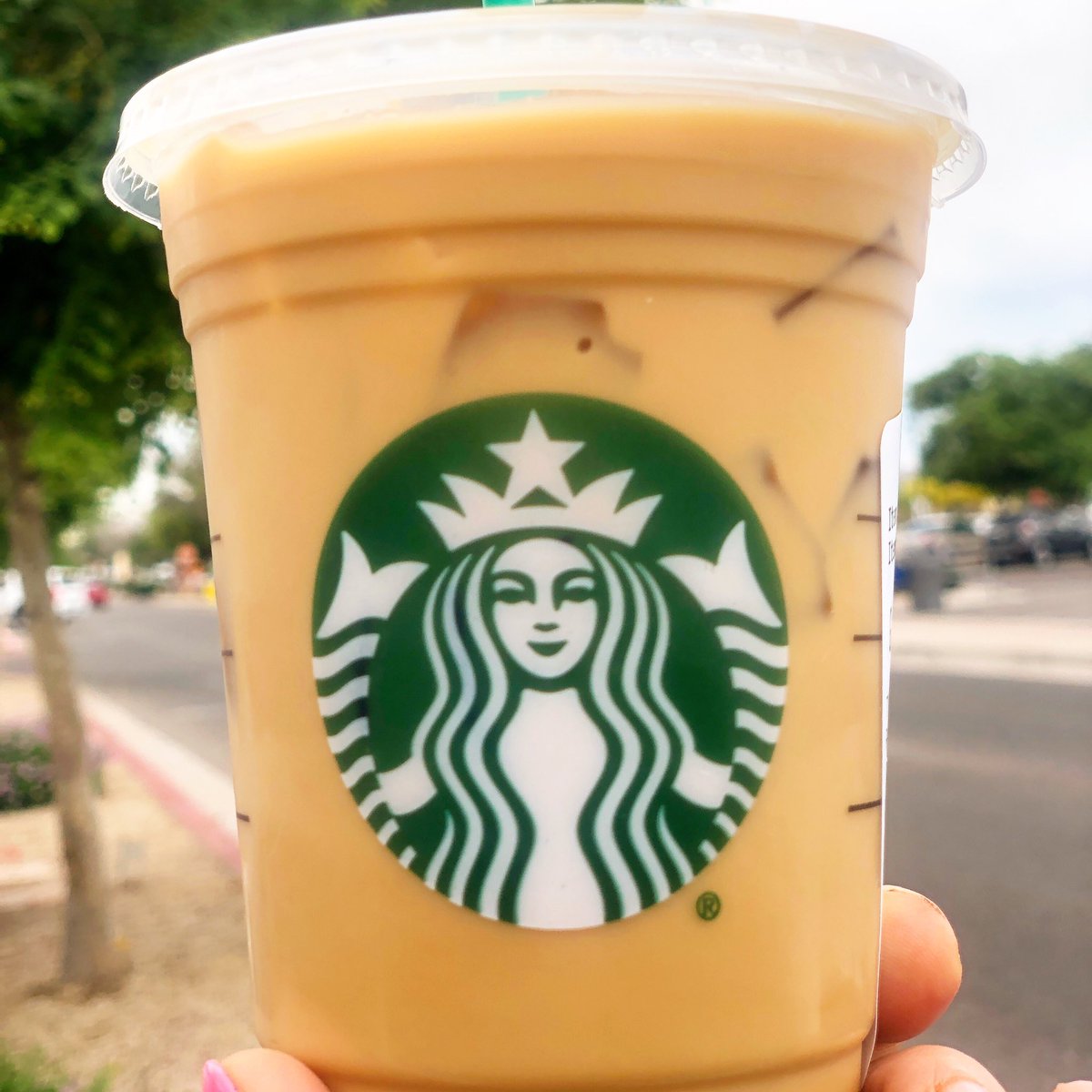 surprisetcmp's tweet image. Who needs caffeine to get this Monday started? Stop by our @sbuxaz and try the Sweet Cream Vanilla Cold Brew! It’s got an extra caffeinated kick, flavorful and this Grande is only 110 calories!