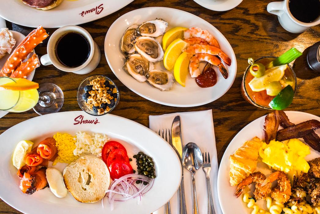 LettuceEats's tweet image. Congratulations to @BeatrixChicago,@shellyfromshaws, @CafeBaBaReeba, @SummerHouseSM, and @MonAmiGabiLV for making the list of 100 best brunch restaurants in America, voted by @OpenTable diners! 🍳 Read more: bit.ly/2UJeEMx