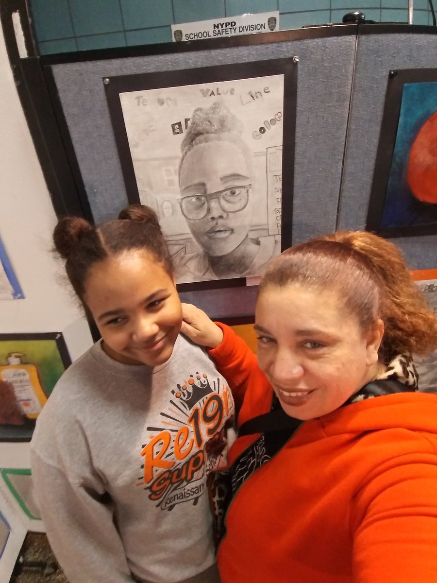 This is Julio is drawing she Drew herself and perfect it's amazing https://t.co/WfJ4IFZWuE