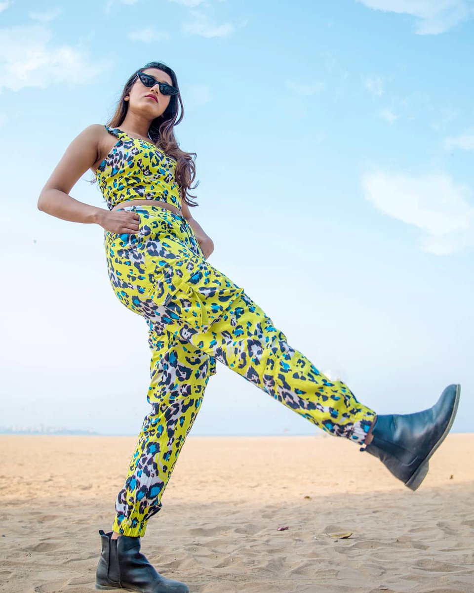 AashiAdani's tweet photo. Keepin' it sassy in my favourite look from the #SOTY2XKOOVS  collection available at https://t.co/q4QkUI7hWR! 💯
Head to https://t.co/q4QkUI7hWR to get your look! 😍

#KOOVSXYOU 
#SOTY2 https://t.co/5Fd39V7rsD