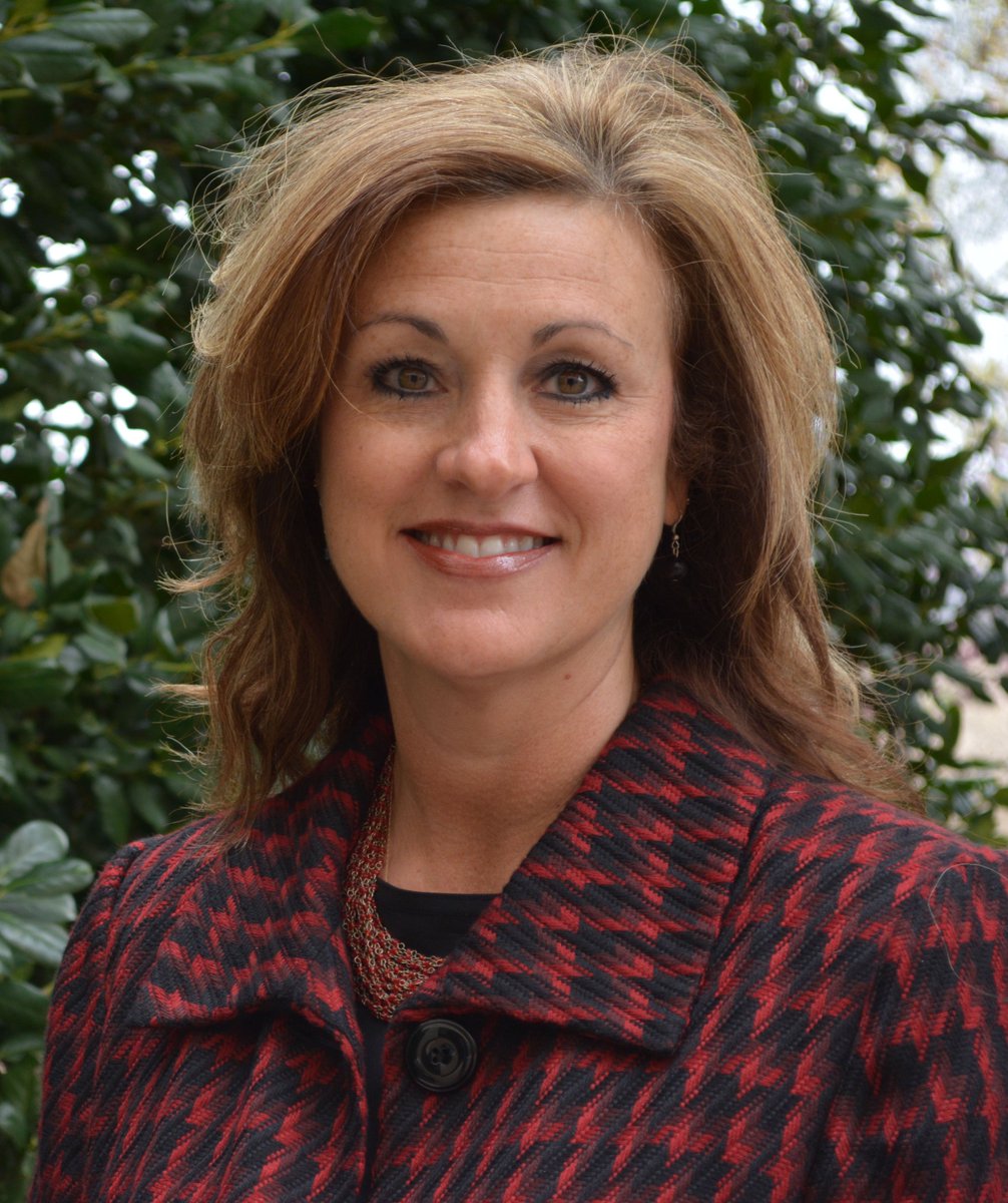 OneNetOK's tweet image. Meet OneNet’s purchasing specialist Brandi Casteel. Guess how many decades she has been with the State Regents! Learn more about Brandi and her role at OneNet in our #WeAreOneNet series: bit.ly/2v4Zebp