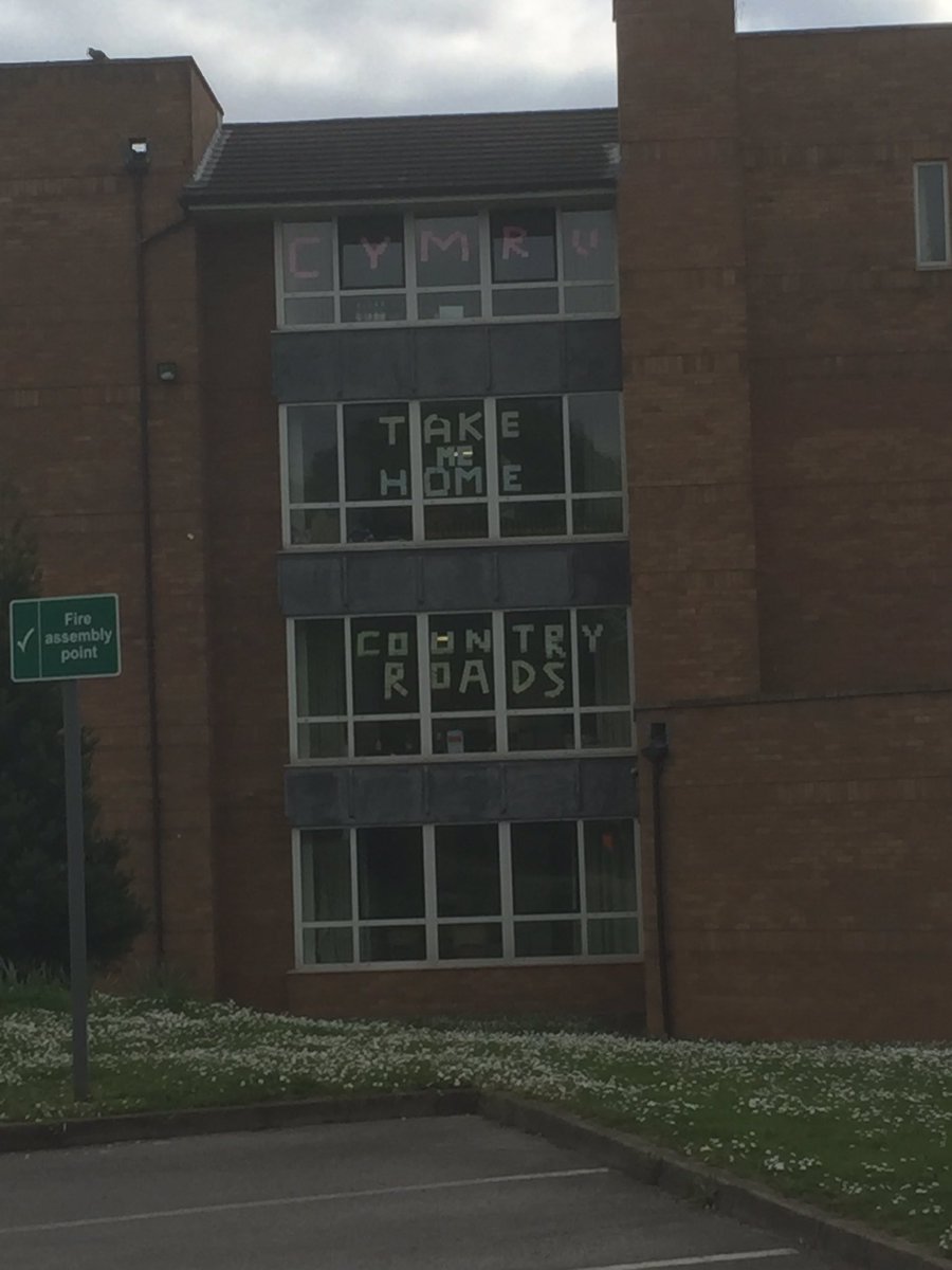 <a href="/MammasMountain/">Mountain Mammas</a> looks like the snap has opened up goodwill for John Denver across campus