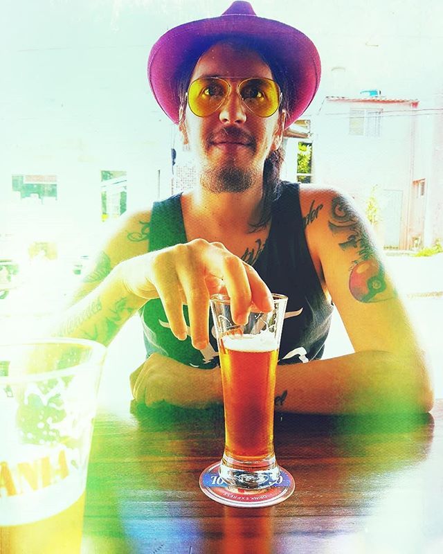 daniloalmeida's tweet image. Medo e delírio 📸🍻🦄 bit.ly/2Lf3dwy