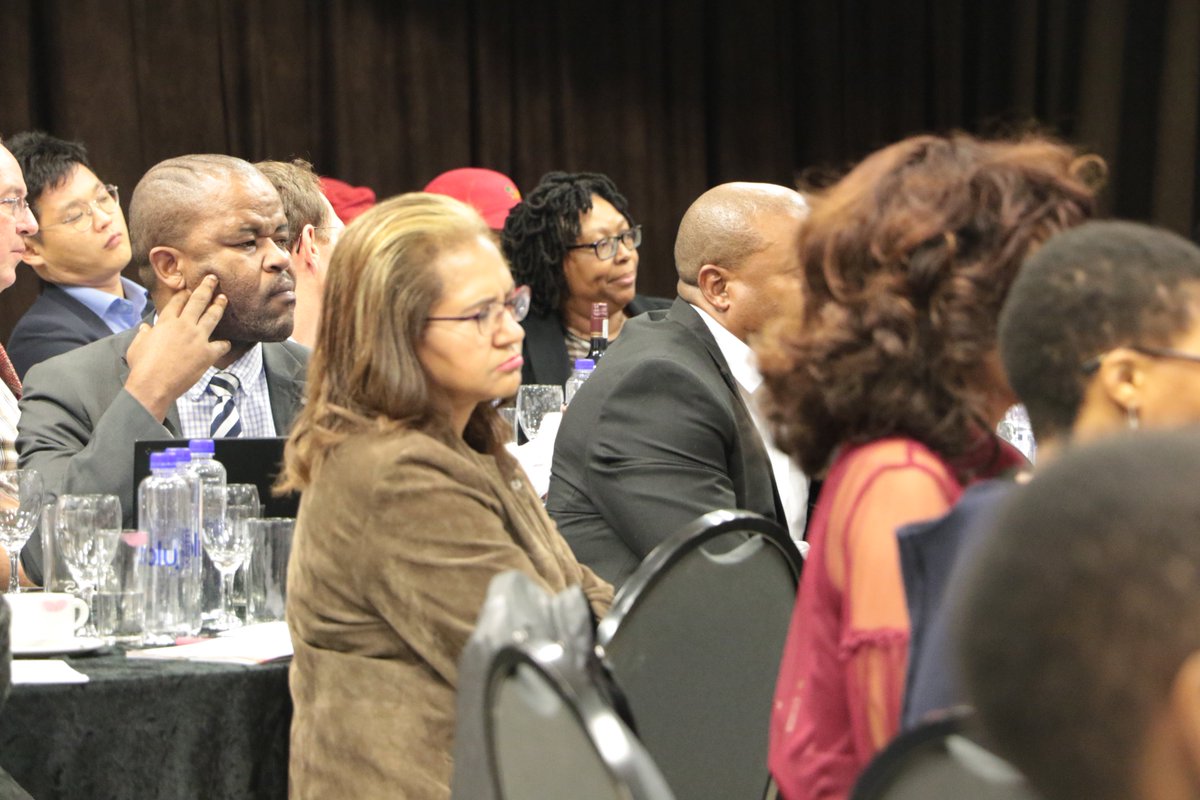 unisa's tweet photo. Panel discussion with Lucky Maseko from @UnisaScience Department of Electrical and Mining Engineering, Prof Ranwedzi Nengwekhulu, Director: School of Governance @Unisa and Dr Molefi Motuku, Chief Executive Officer @Mintek_RSA #TransformingMining https://t.co/eXQZS9VPaJ