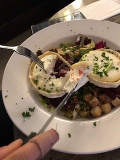 emilygrosvenor's tweet photo. I instructed my @linfield student @elinjohnson907 to send me a pic of cheese from her time in France on #studyabroad. #alwaysoverdeliver #yourewelcome https://t.co/lxFRmo652f